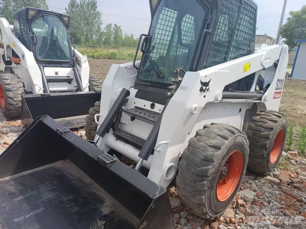 Bobcat S 220 Chargeuse compacte