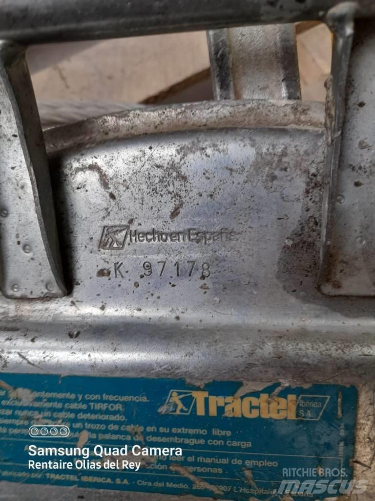  TIRFOR T-13 Construction - Autres