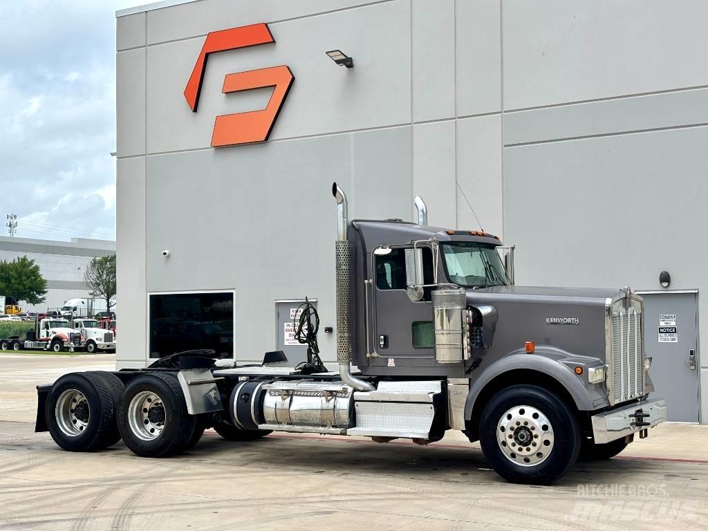 Kenworth W 900 Tracteur routier