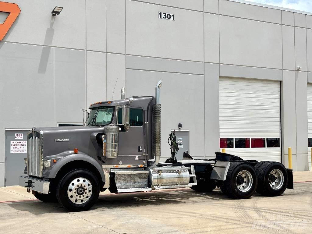 Kenworth W 900 Tracteur routier