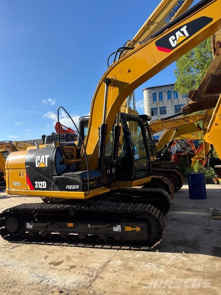 CAT 312 D Pelle sur chenilles