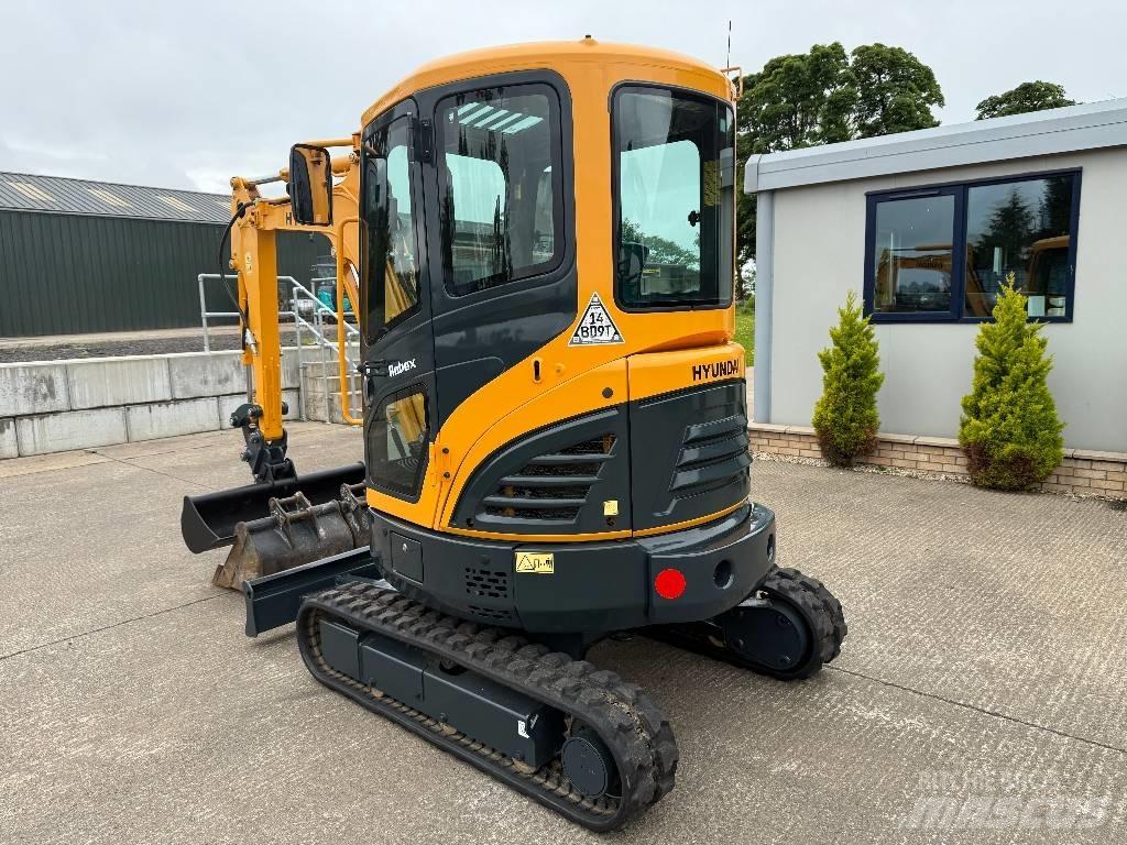 Hyundai R25Z-9 AK Mini pelle < 7t
