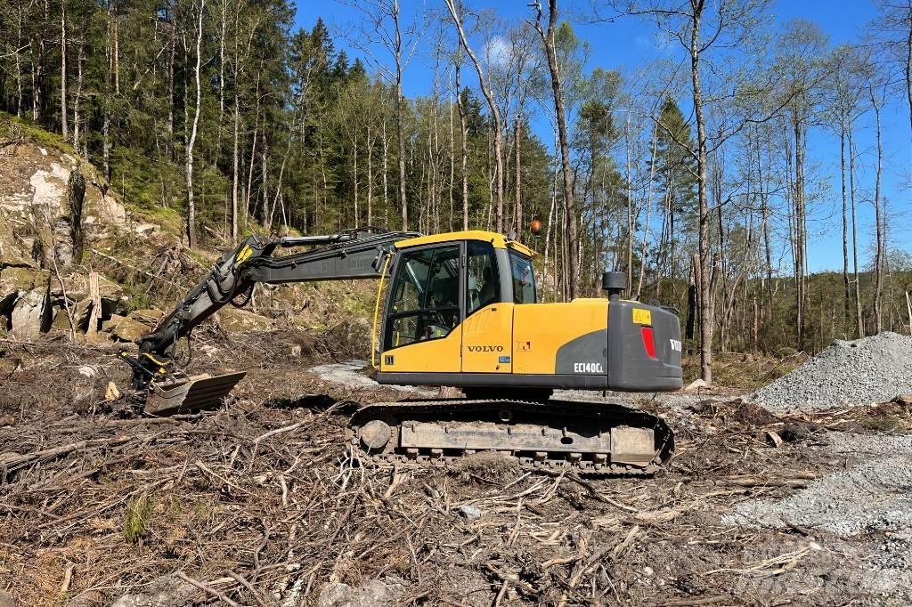 Volvo EC 140 C L Pelle sur chenilles