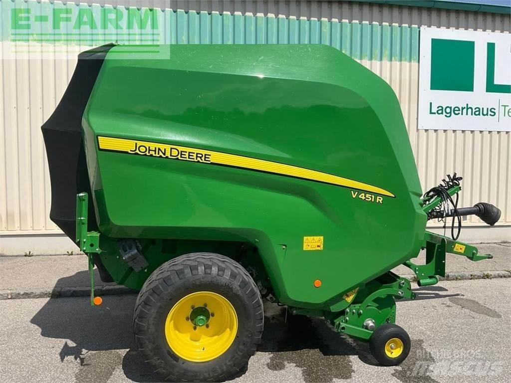 John Deere V451R Presse cubique