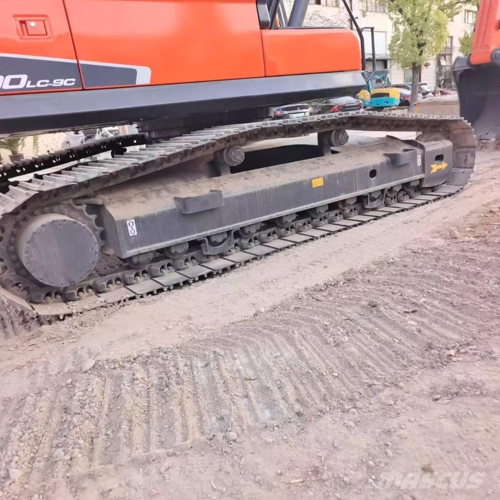 Doosan DX 300 LC Pelle sur chenilles