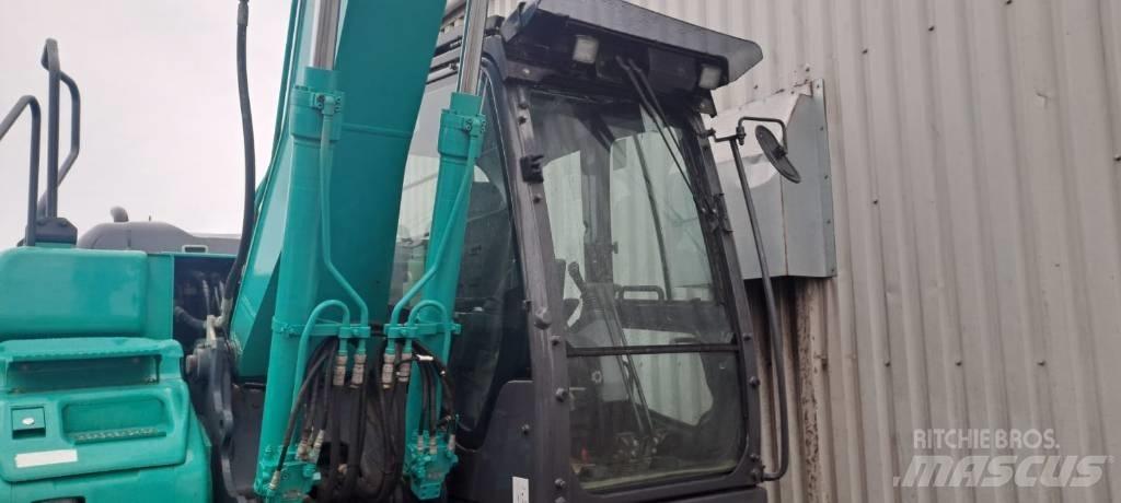 Kobelco SK130LC-11 Pelle sur chenilles