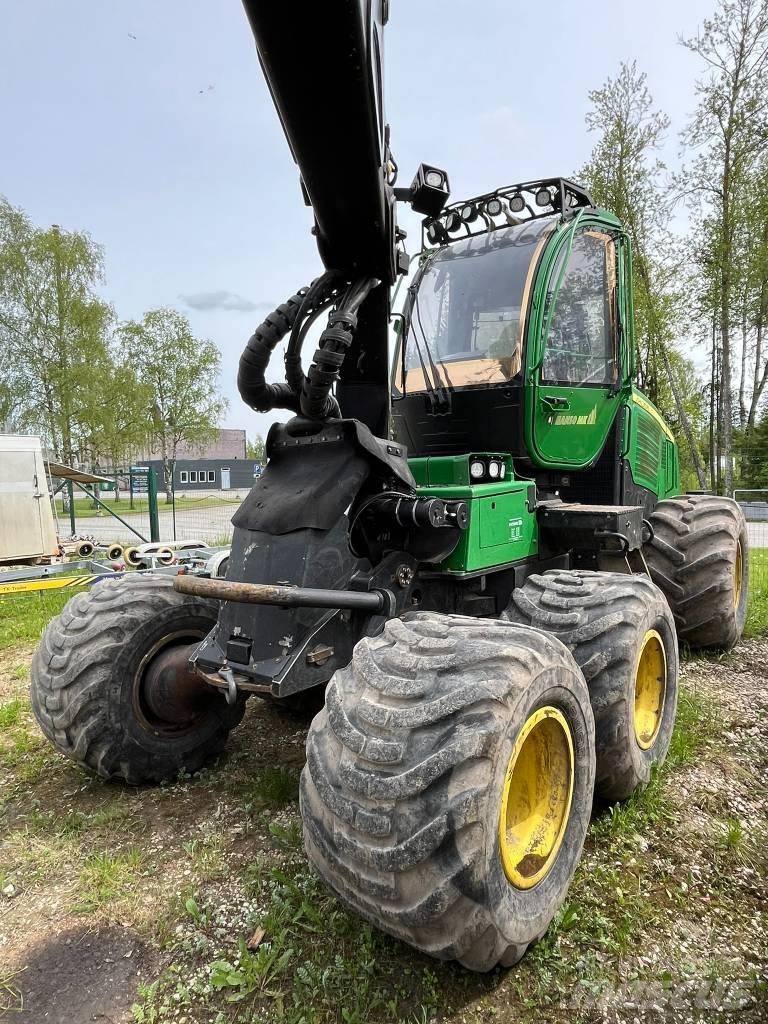 John Deere 1070E Abatteuse
