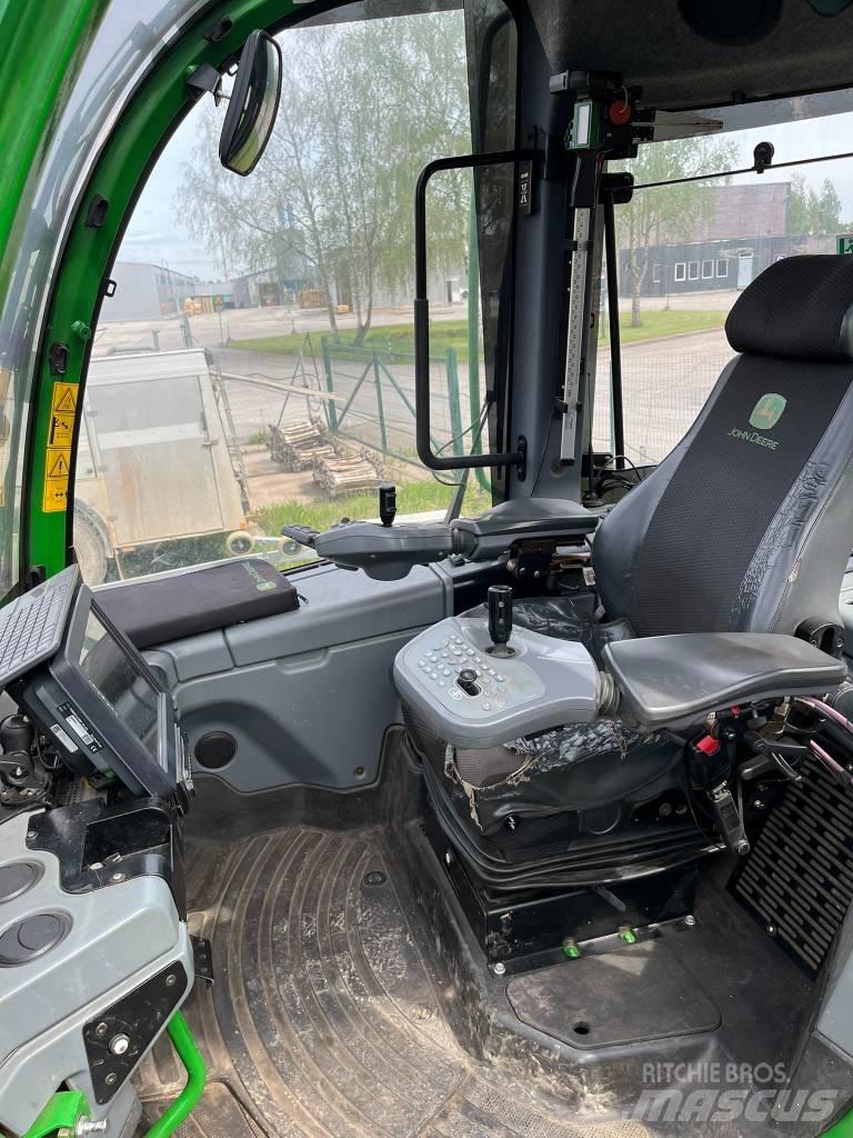 John Deere 1070E Abatteuse