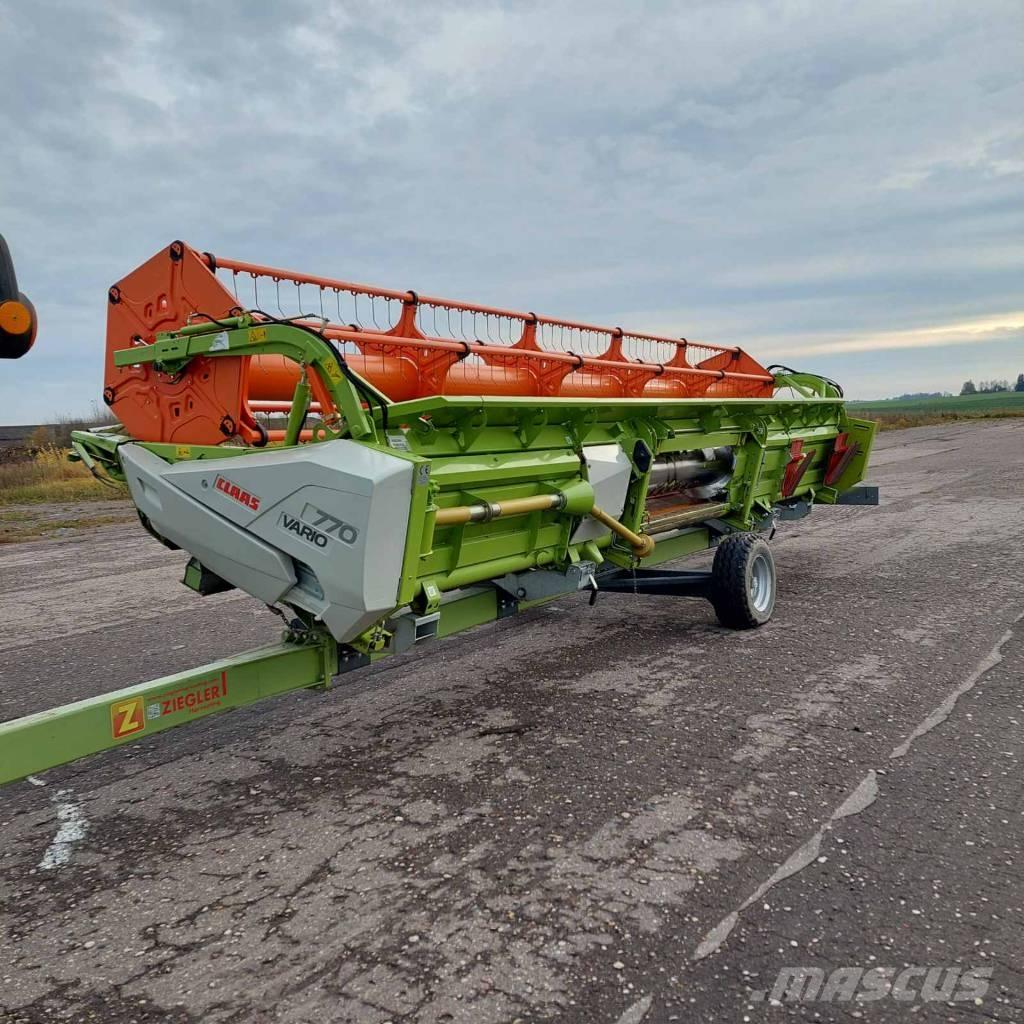 CLAAS Lexion 670 Moissonneuse batteuse