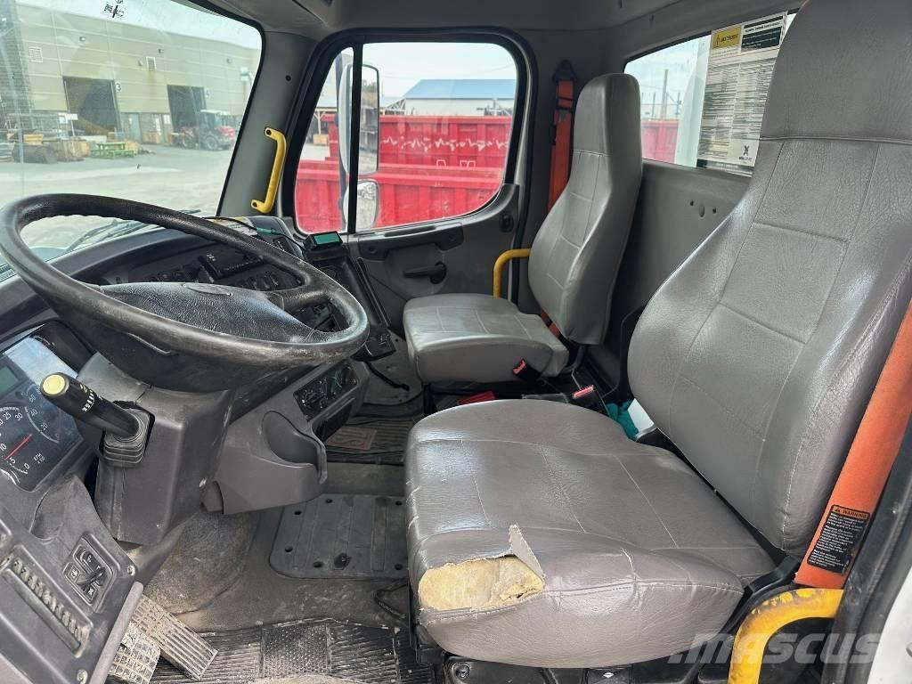 Freightliner 108 SD Autre camion