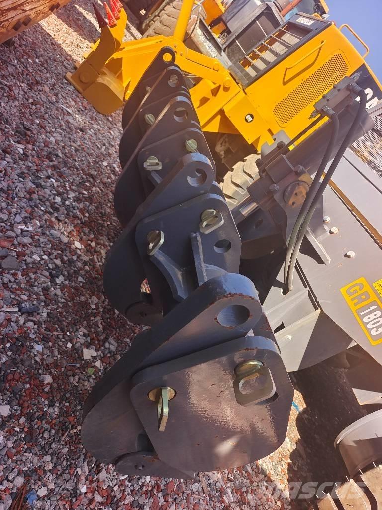 XCMG GR 1803 Niveleuse