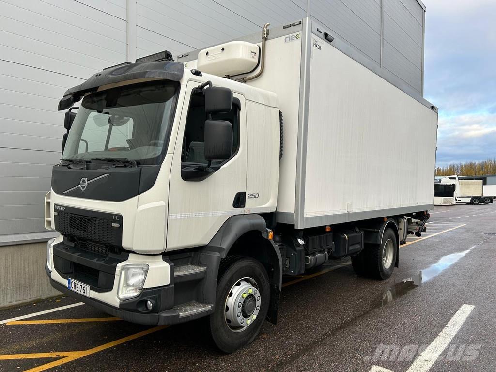 Volvo FL Camion Fourgon