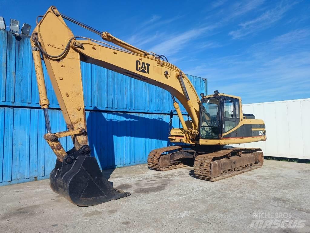 CAT 325 Pelle sur chenilles