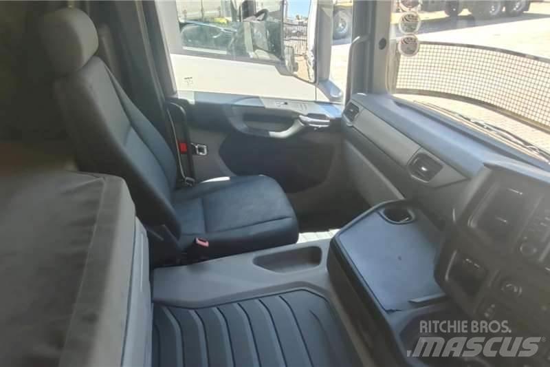Scania G460 Autre camion