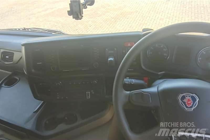 Scania G460 Autre camion
