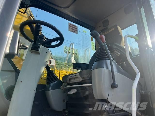 Komatsu PW 148 Pelle sur pneus