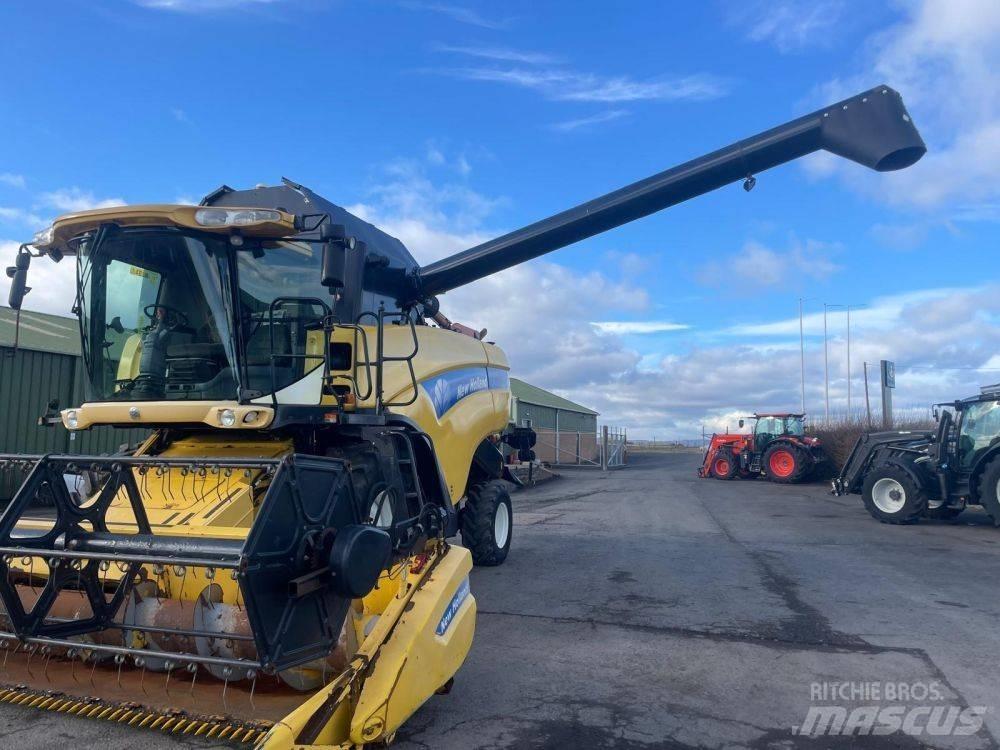 New Holland CX 780 Moissonneuse batteuse