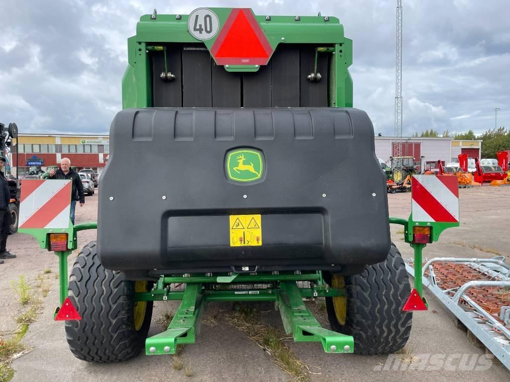 John Deere V 461 M Presse à balle ronde