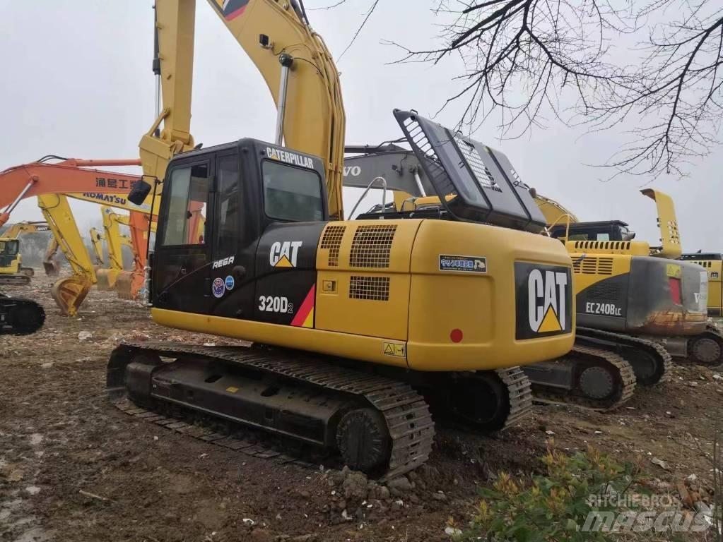 CAT 320 D Pelle sur chenilles