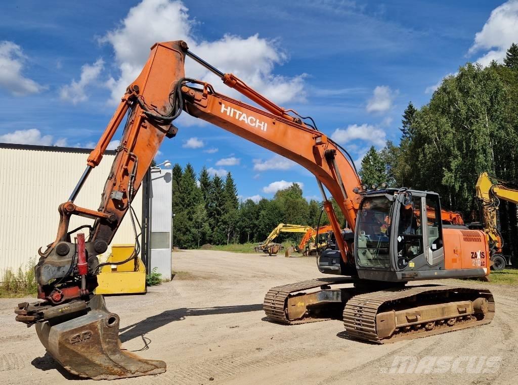 Hitachi ZX 210 LC-3 Pelle sur chenilles