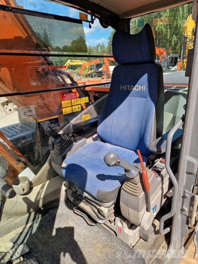 Hitachi ZX 210 LC-3 Pelle sur chenilles