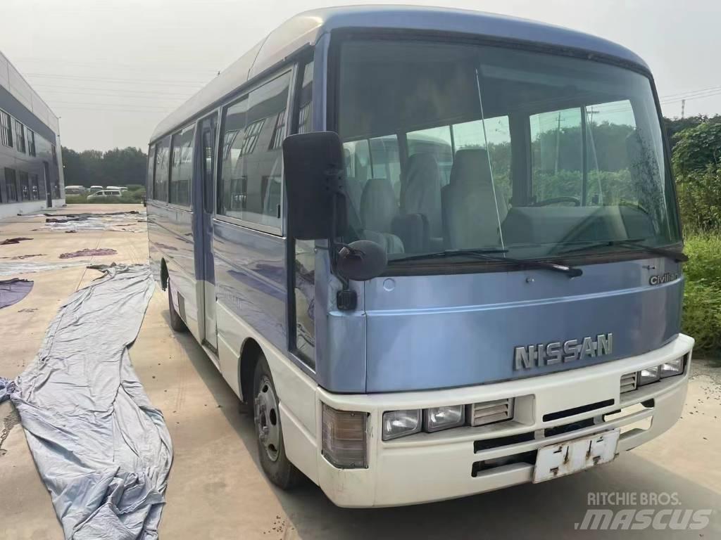 Nissan Civilian Autobus interurbain