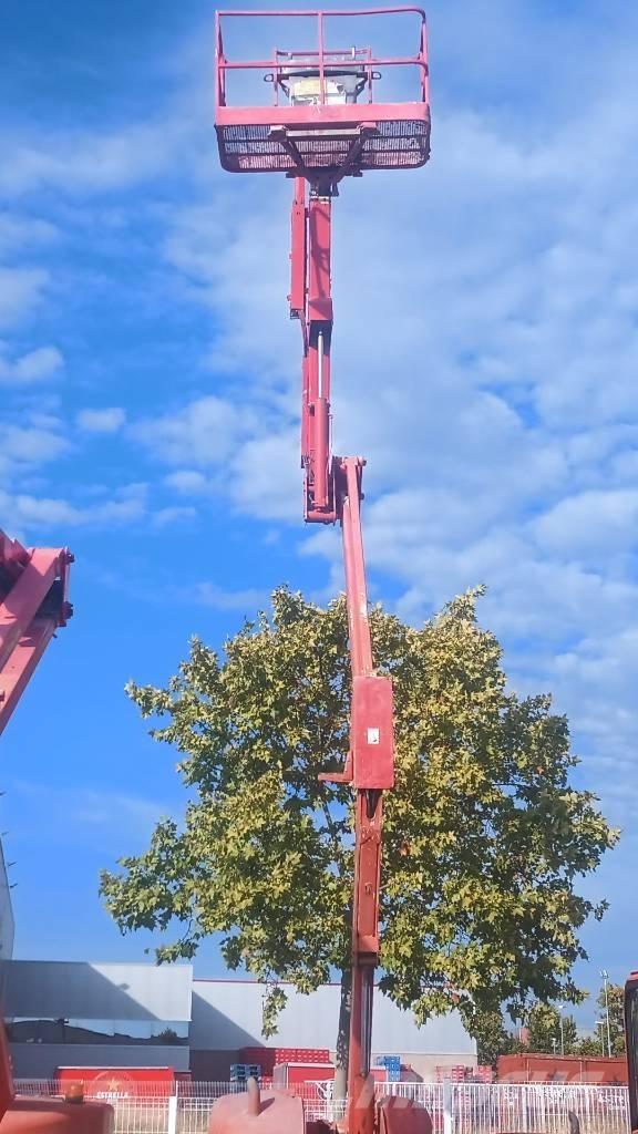JLG 450 AJS II Nacelles articulées