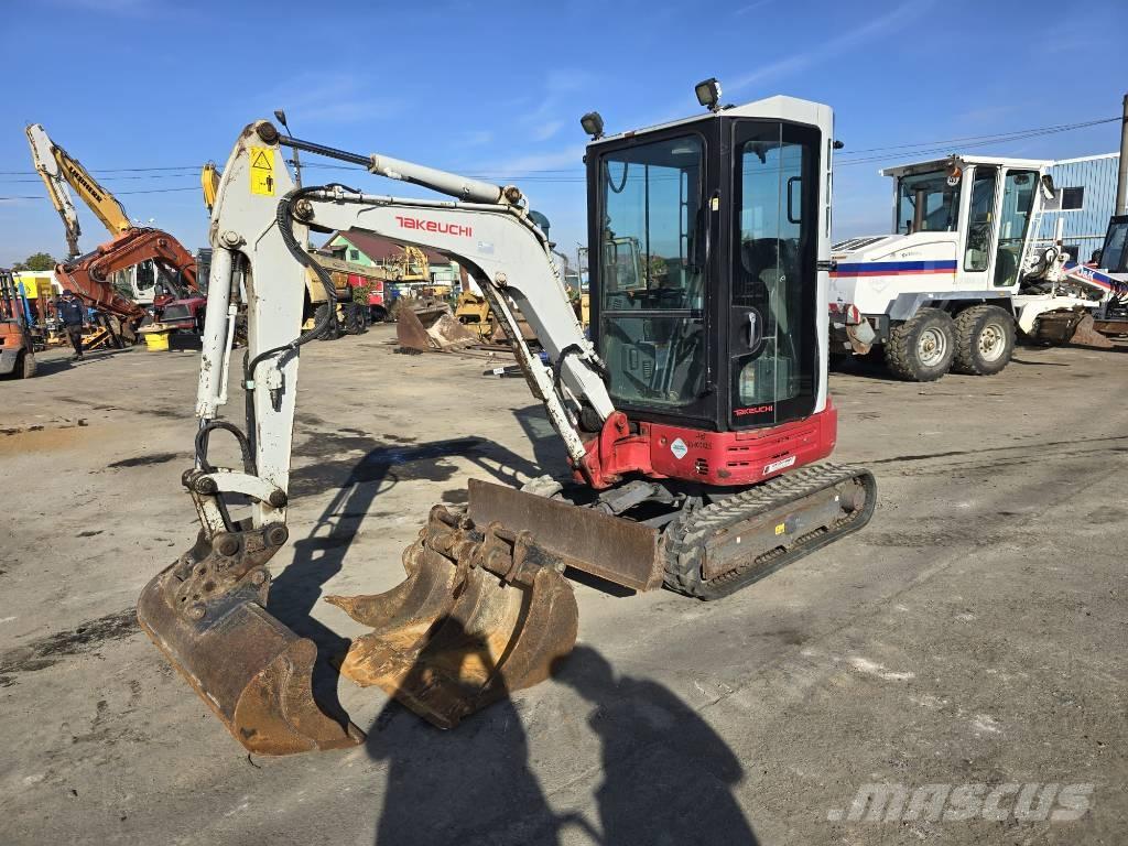 Takeuchi TB 23 R Mini pelle < 7t
