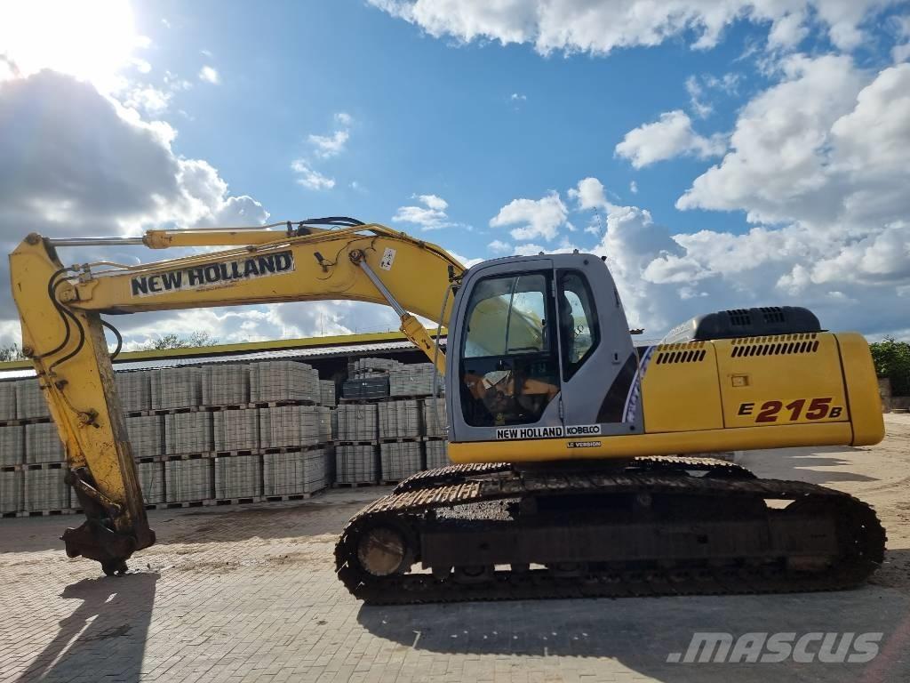 New Holland 215B Pelle sur chenilles