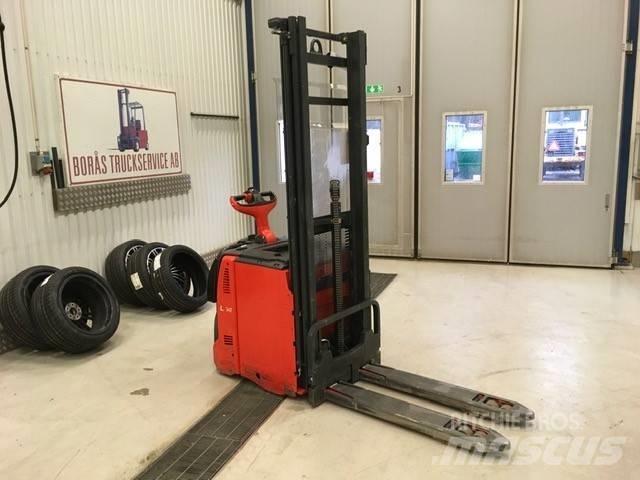 Linde L 14 LAP Gerbeur accompagnant
