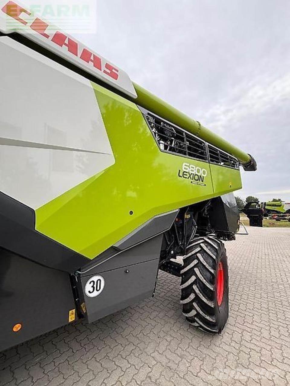 CLAAS lexion 6800 Moissonneuse batteuse