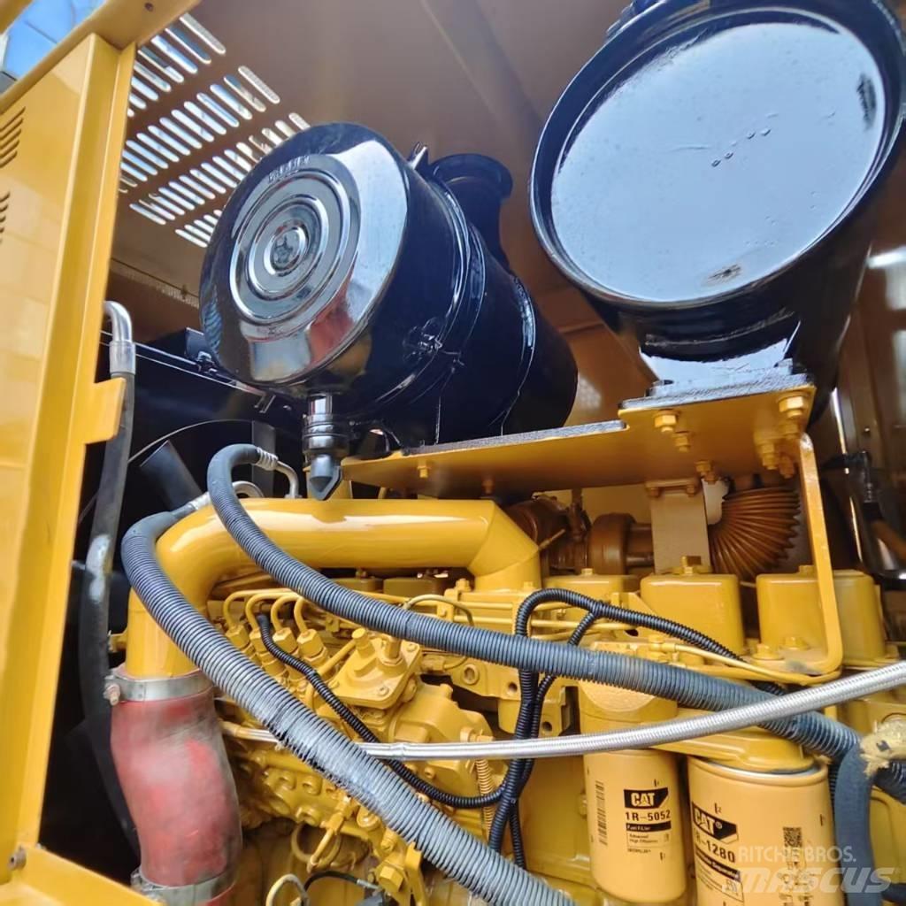 CAT 120 H Niveleuse