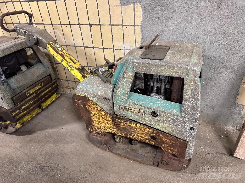 Ammann AVH 6030 Plaque vibrante