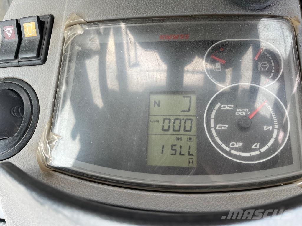 CLAAS Arion 610 C Tracteur