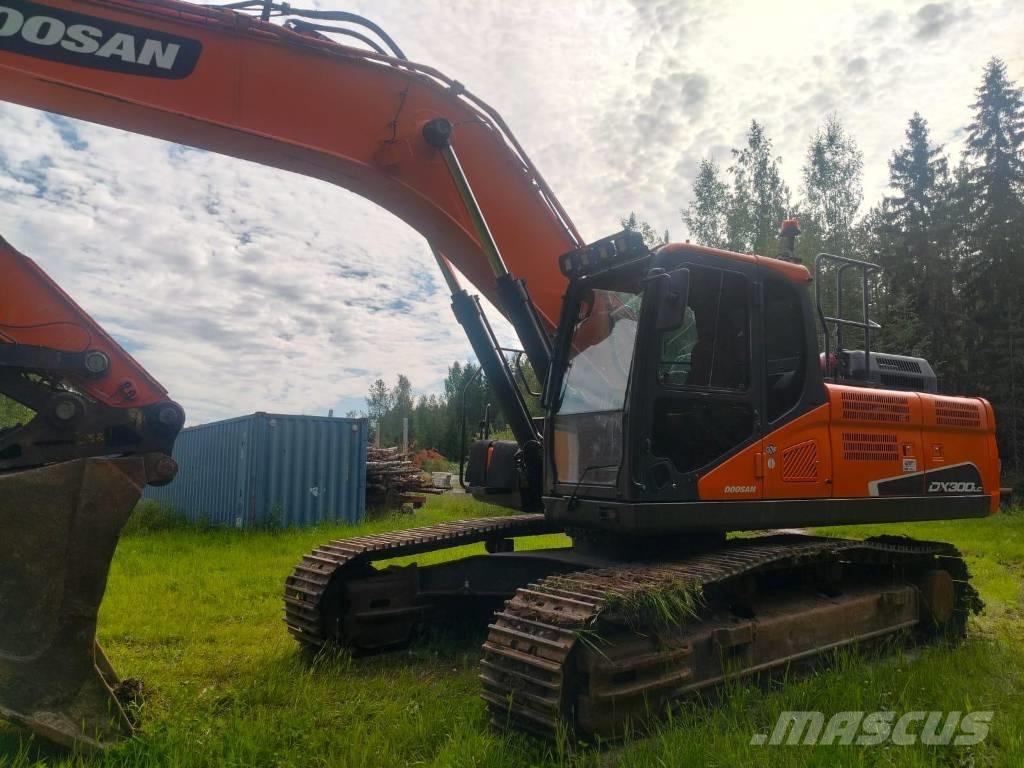 Doosan DX 300 LC Pelle sur chenilles