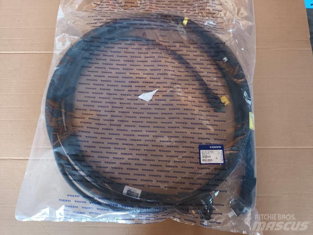 Volvo HOSE 21313780 Hydraulique