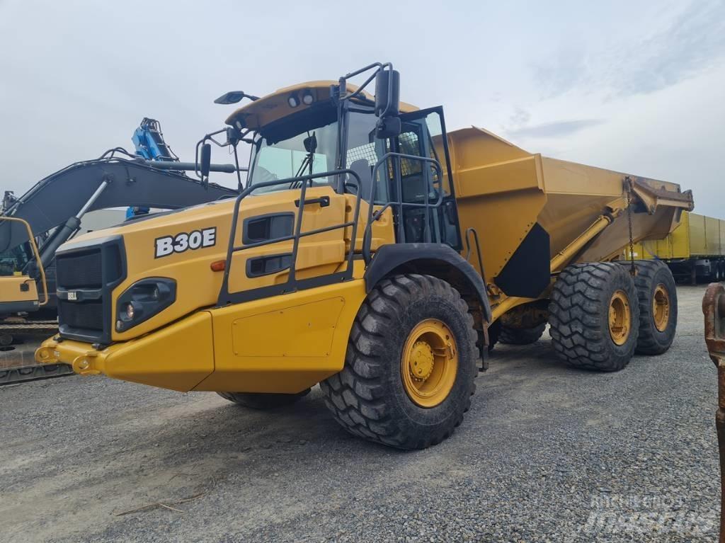 Bell B 30 E 6X6 Tombereau articulé