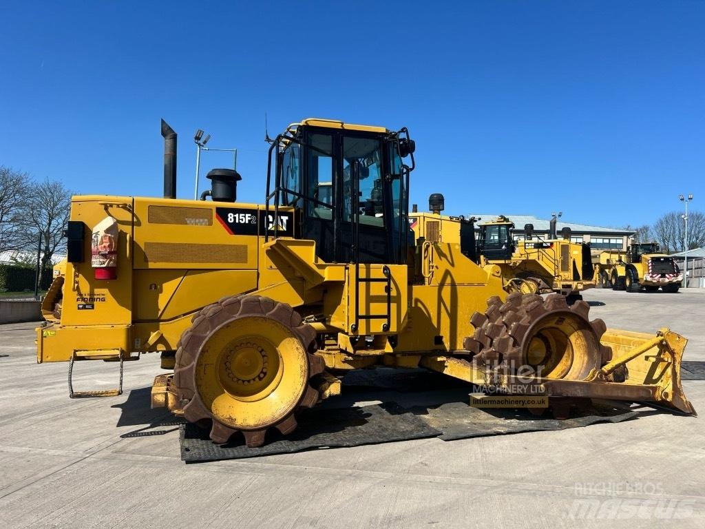 CAT 815 F 2 Compacteur de sol