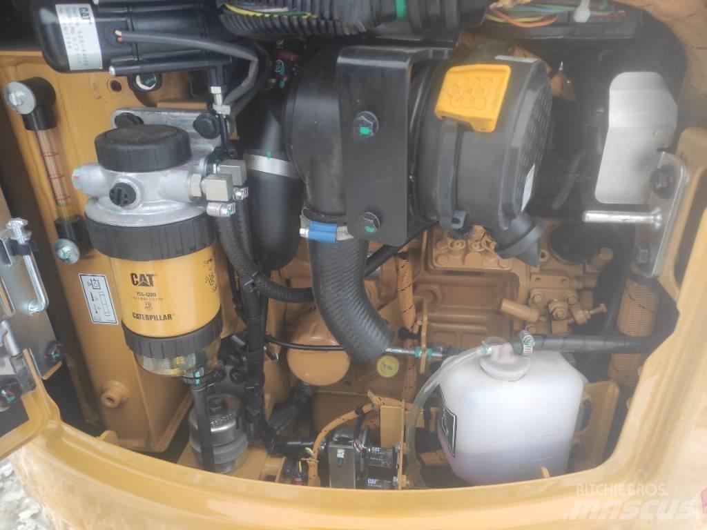 CAT 301.6 Mini pelle < 7t