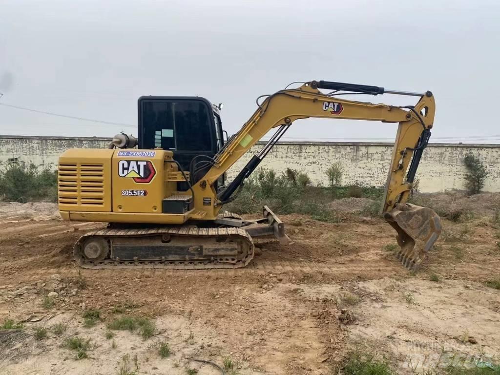 CAT 305.5E2 Mini pelle < 7t