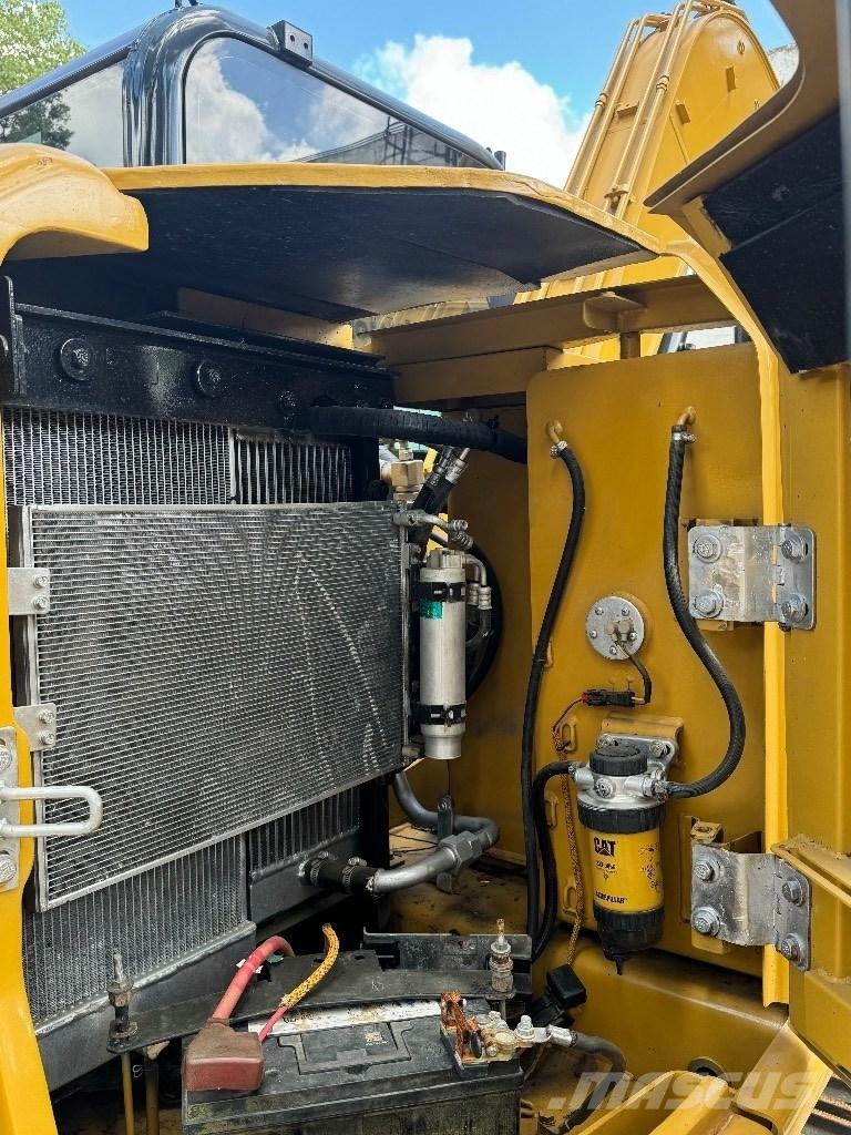 CAT 307 Mini pelle < 7t