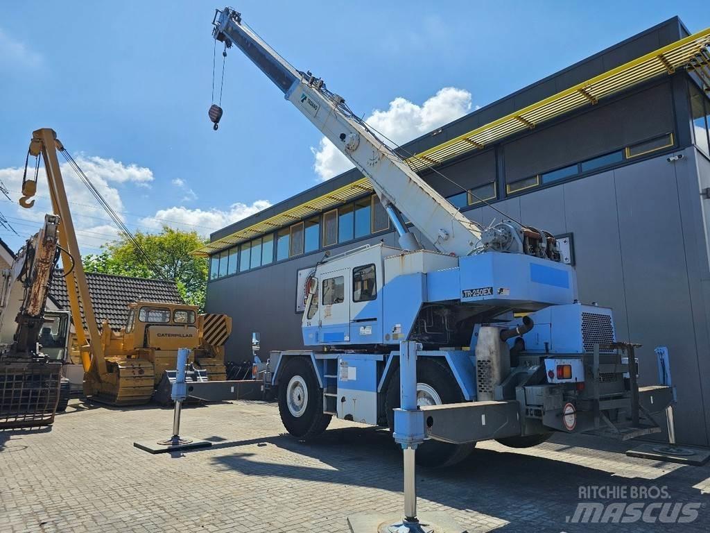 Tadano TR250E Grues tout terrain