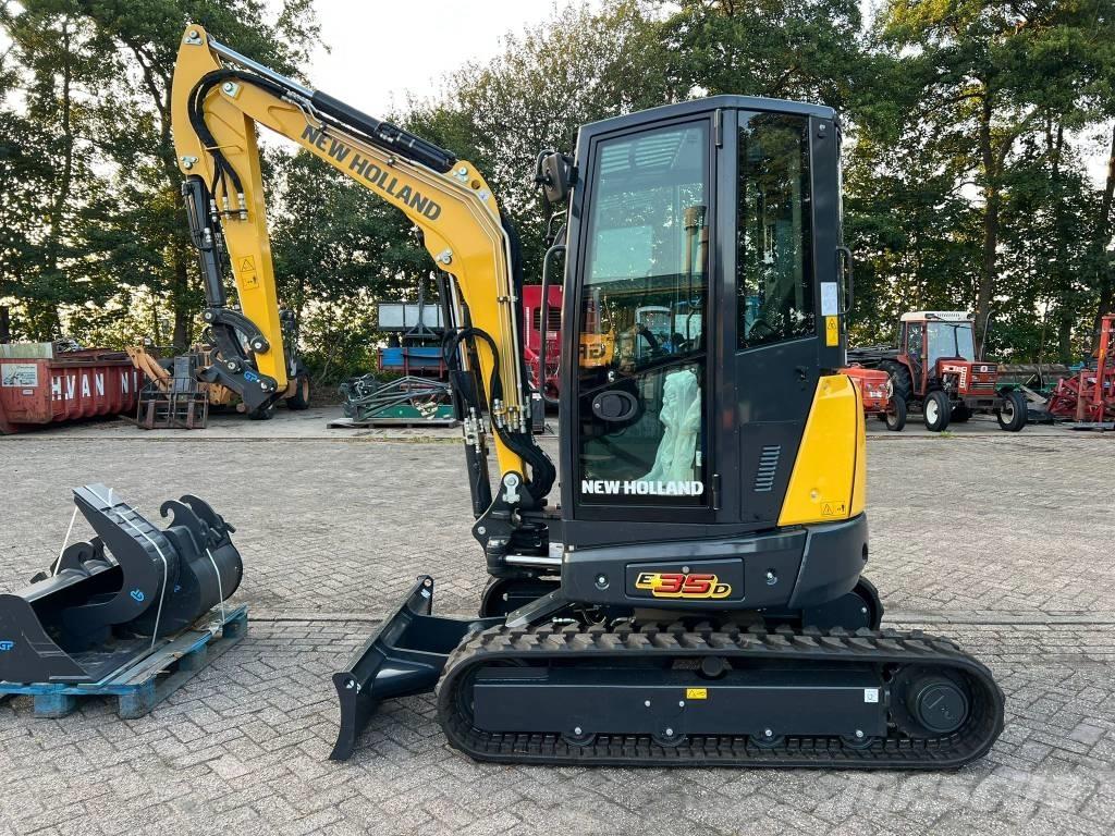 New Holland E 35 D Mini pelle < 7t
