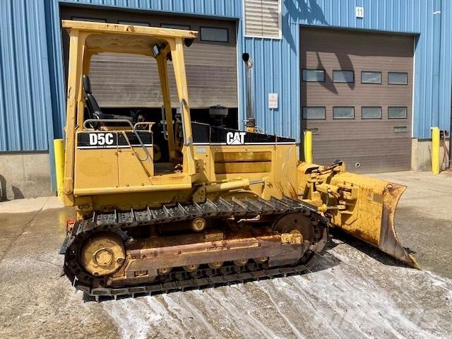 CAT D 5 C Bouteurs sur chenilles