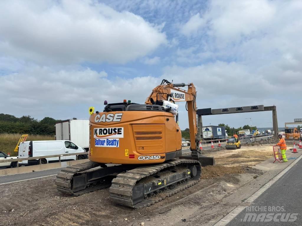 CASE CX 245 D SR Pelle sur chenilles