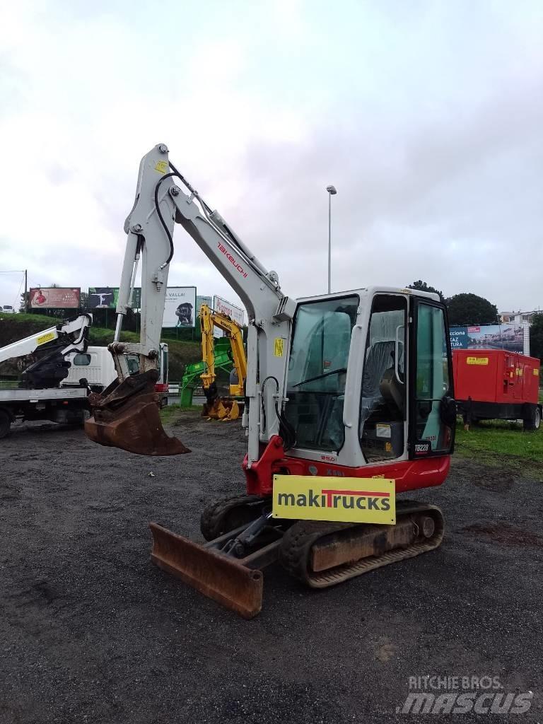 Takeuchi TB228 Mini pelle < 7t