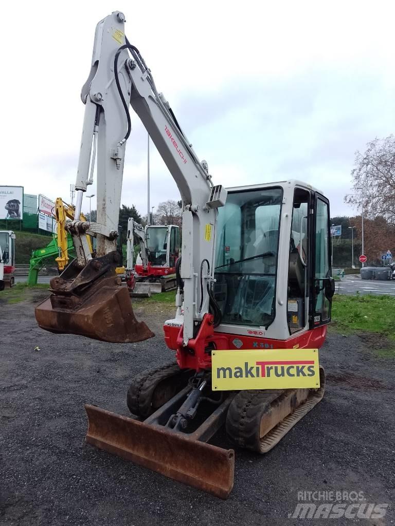 Takeuchi TB228 Mini pelle < 7t
