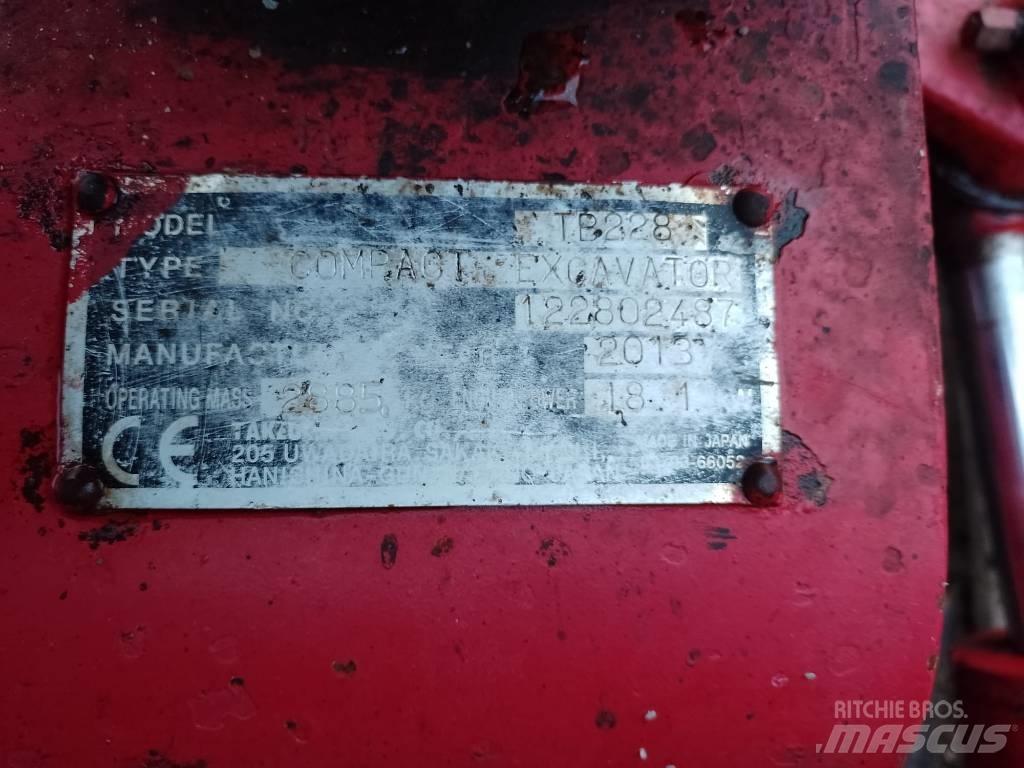 Takeuchi TB228 Mini pelle < 7t