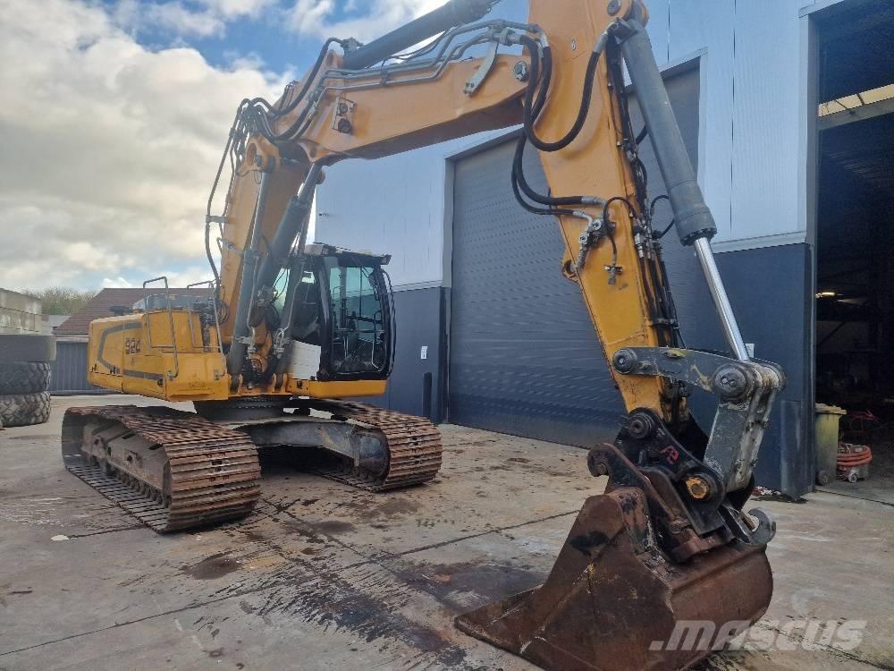 Liebherr R924LC Pelle sur chenilles