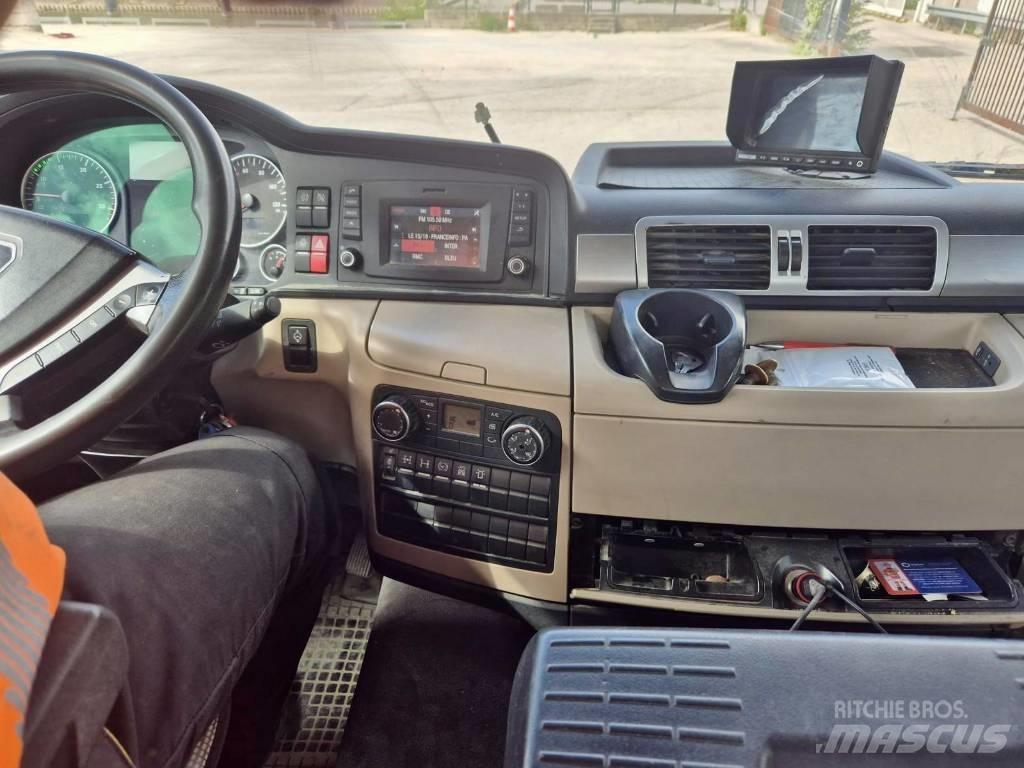 MAN TGS 32.420 Camion malaxeur